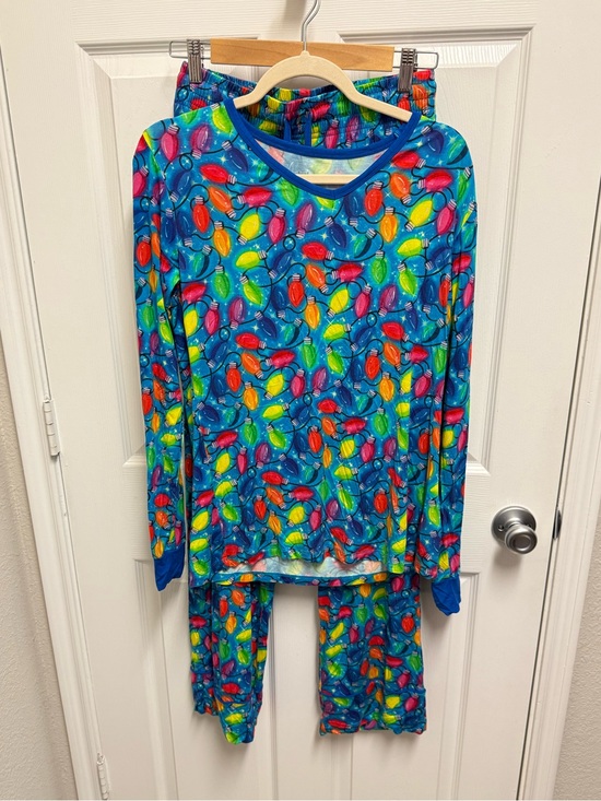Birdie Bean Other - Birdie Bean Neon String Light Pajama Set